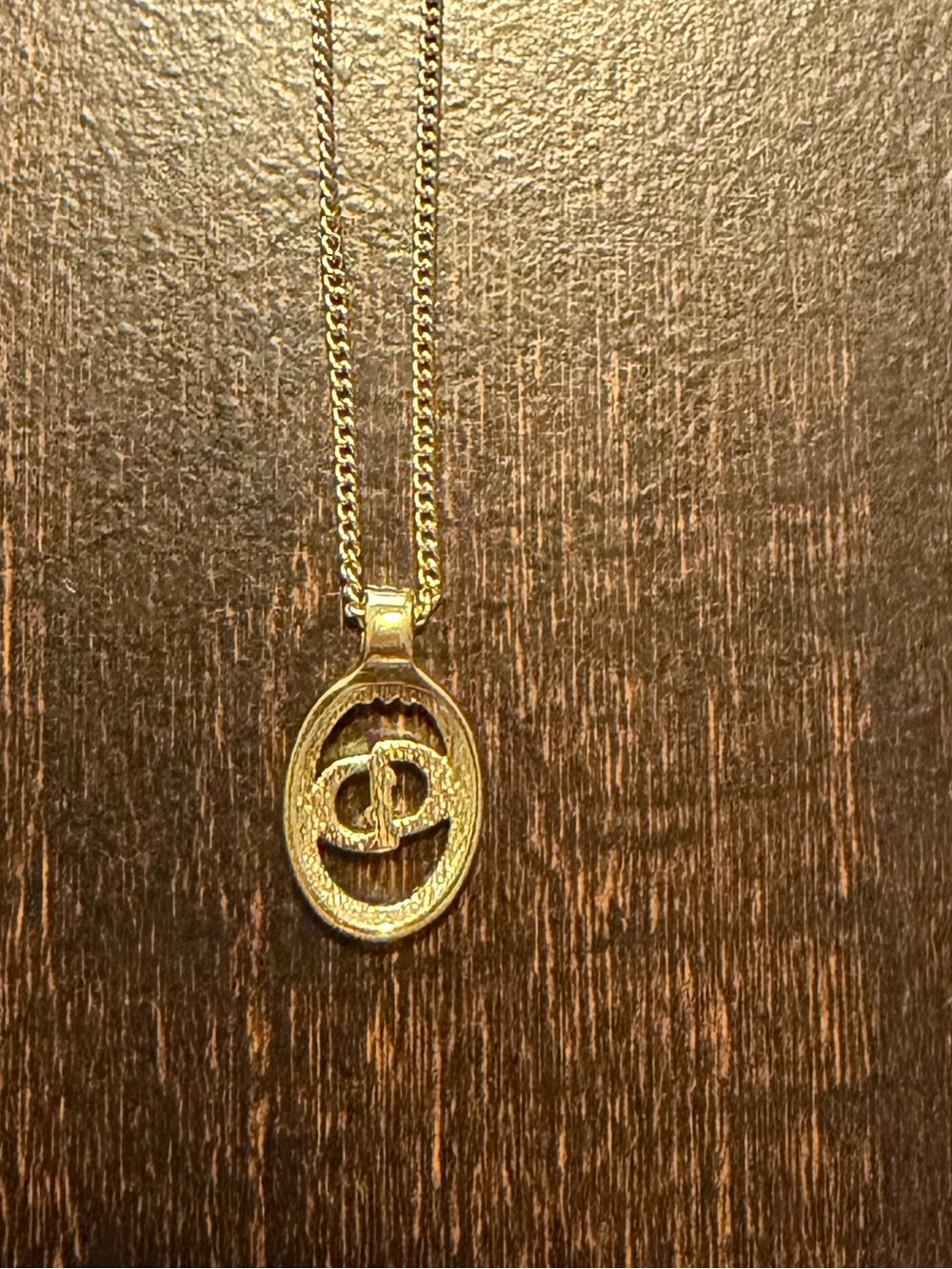 Authentic Christian Dior Gold Double-Ring Oval Pendant Necklace - Picture 5 of 7